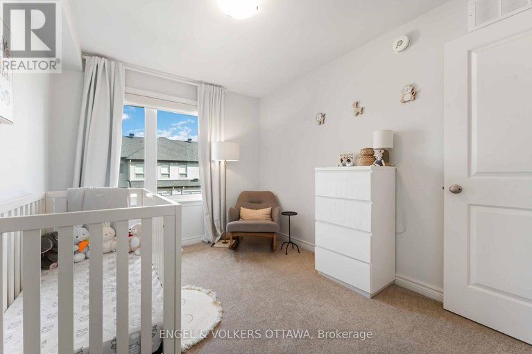 29006127/781-cairn-crescent/mer-bleuebradley-estatesanderson-park/ottawa/ontario/K1W0P7_29