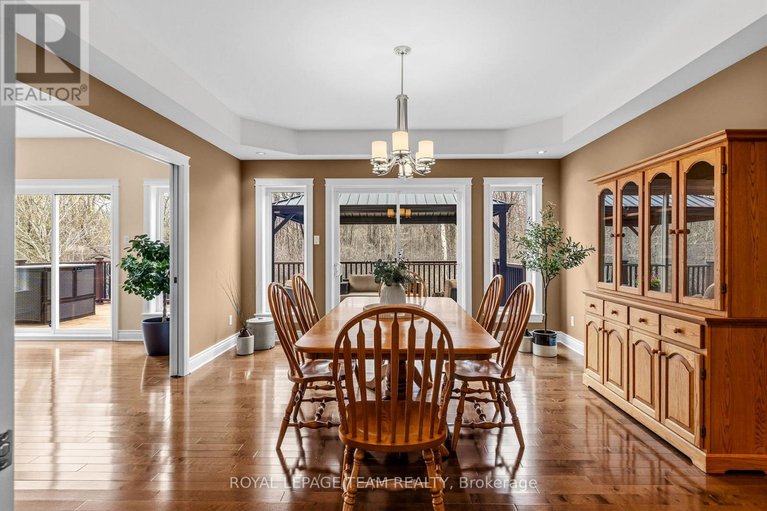 29688480/6703-pebble-trail-way/greely/ottawa/ontario/K4P0B7_10