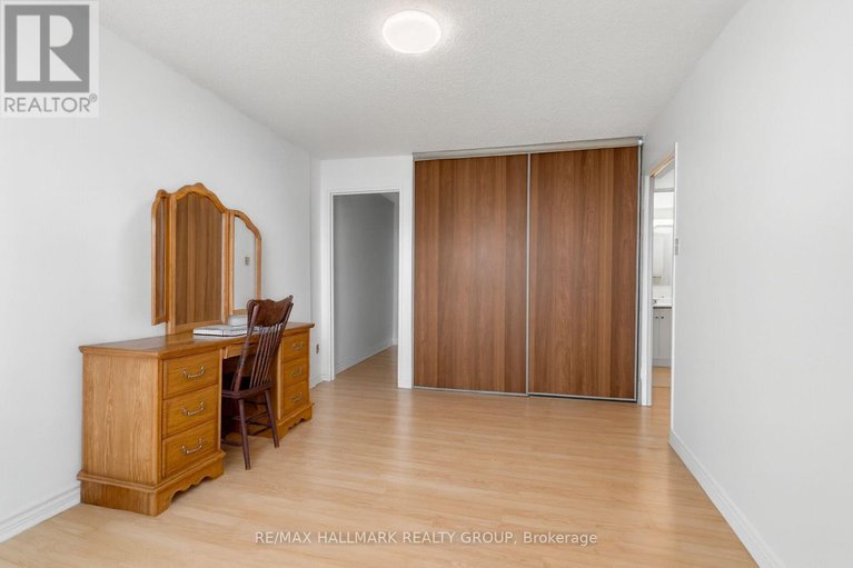 29157375/1001-665-bathgate-drive/carson-meadows/ottawa/ontario/K1K3Y4_33