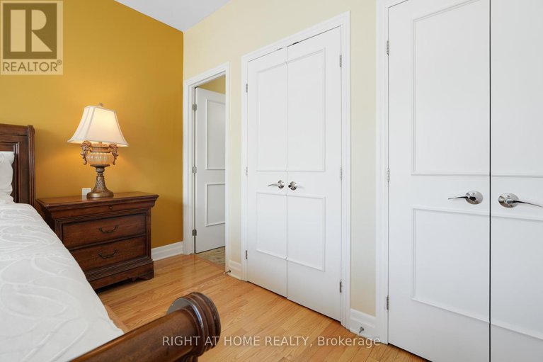 28395135/1210-235-kent-street/ottawa-centre/ottawa/ontario/K2P1Z9_19