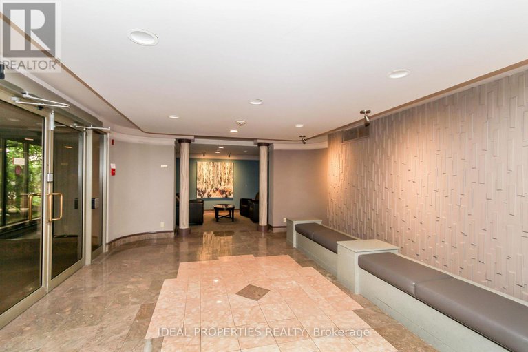 28573644/809-100-grant-carman-drive/borden-farmstewart-farmcarleton-heightsparkwood-hills/ottawa/ontario/K2E8B8_5
