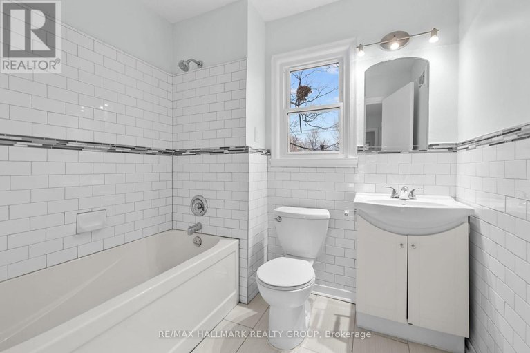 29115162/9-bedford-crescent/manor-park/ottawa/ontario/K1K0E3_15