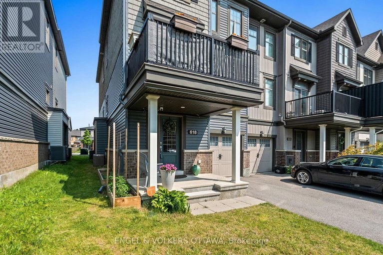 28498839/618-lauraleaf-crescent/half-moon-bay/ottawa/ontario/K2J6G9_2