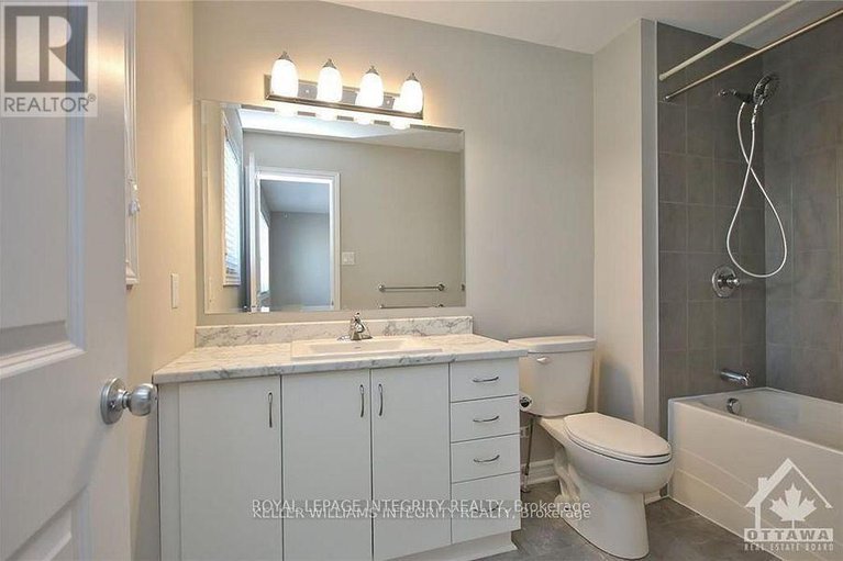 28601011/158-bandelier-way/stittsville-north/ottawa/ontario/K2S2J6_15