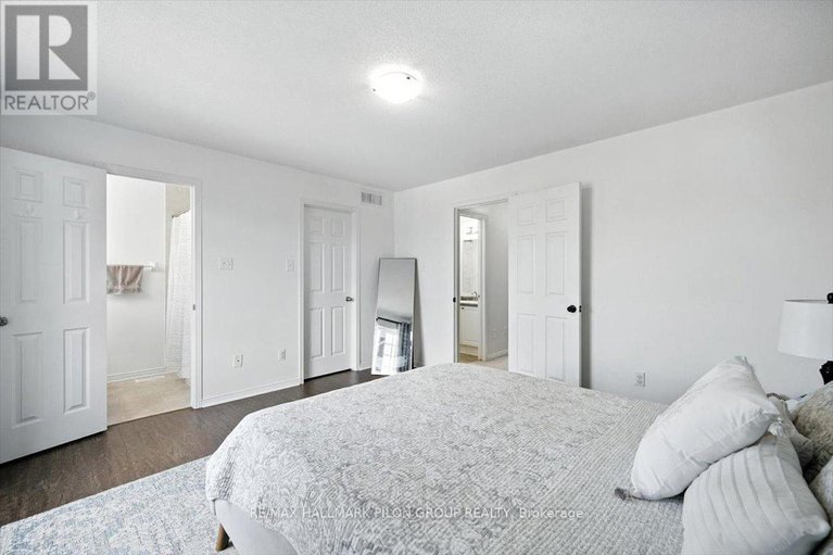 28631478/243-cityview-crescent/springridgeeast-village/ottawa/ontario/K4A0T9_12