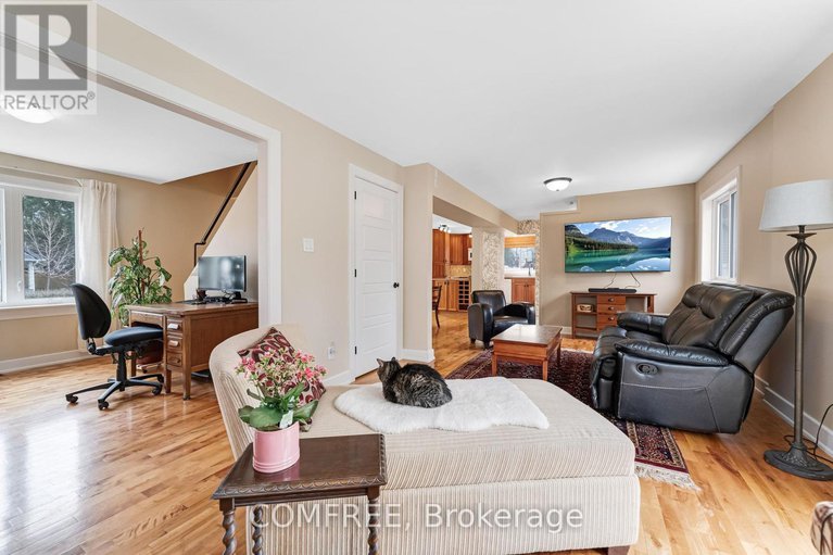 28211943/145-general-avenue/carlington/ottawa/ontario/K1Z7W9_13