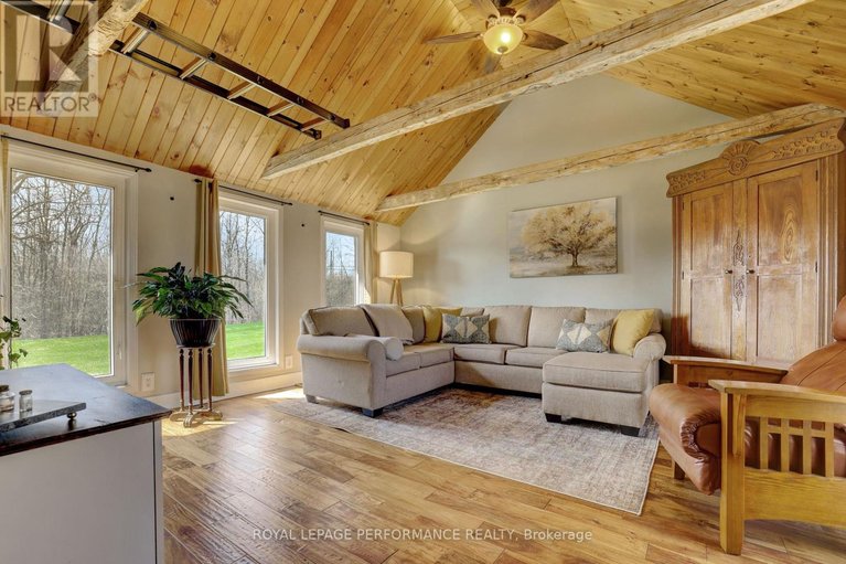 29667695/2666-yorks-corners-road/metcalfe/ottawa/ontario/K0A1V0_10