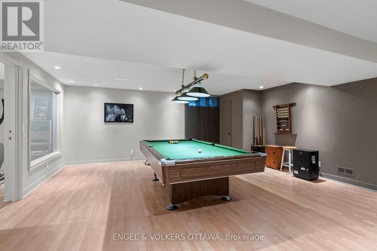 28760477/37-revol-road/merivale-gardens/ottawa/ontario/K2G0B8_32