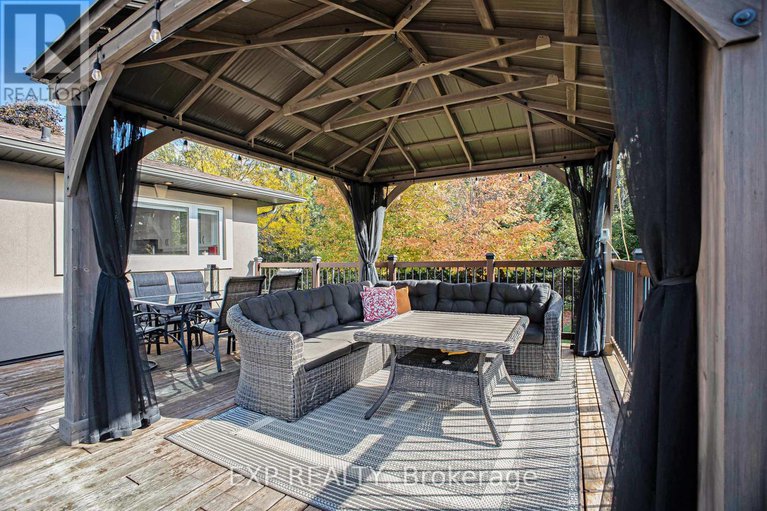 29064554/10-carlisle-circle/remainder-of-stittsville-area/ottawa/ontario/K0A1B0_33