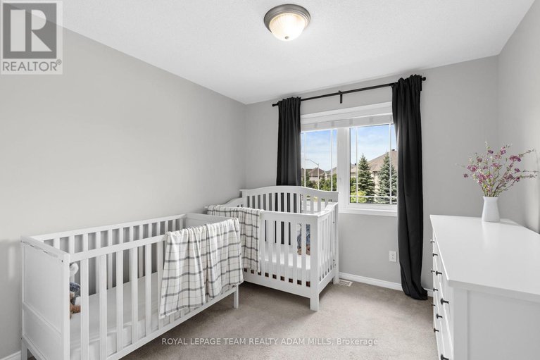 28591916/1543-carronbridge-circle/emerald-meadowstrailwest/ottawa/ontario/K2M0G8_32