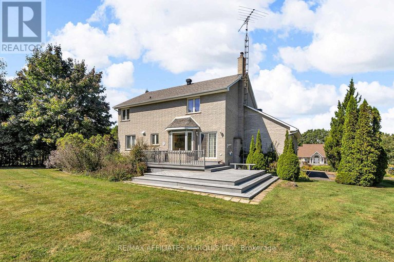 28865115/5479-poplar-avenue/long-sault/south-stormont/ontario/K0C1P0_36