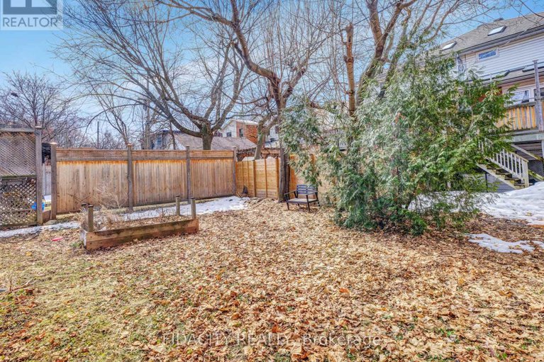 28893038/296-royal-avenue/westboro-west/ottawa/ontario/K2A1T5_24