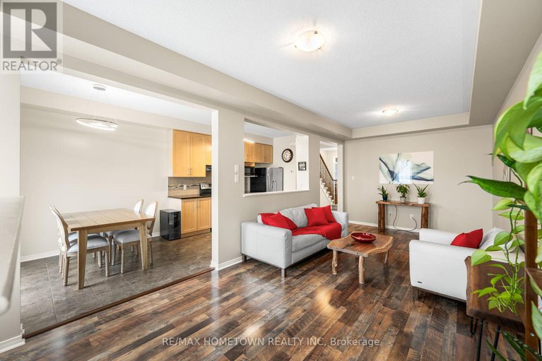 28180482/596-barrick-hill-road/emerald-meadowstrailwest/ottawa/ontario/K2M0B3_13