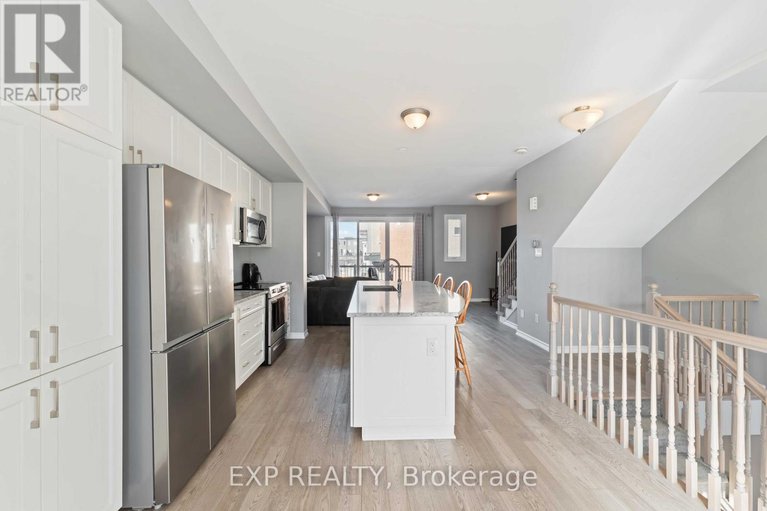 29115786/829-mikinak-road/cfb-rockcliffe-and-area/ottawa/ontario/K1K4Z9_25