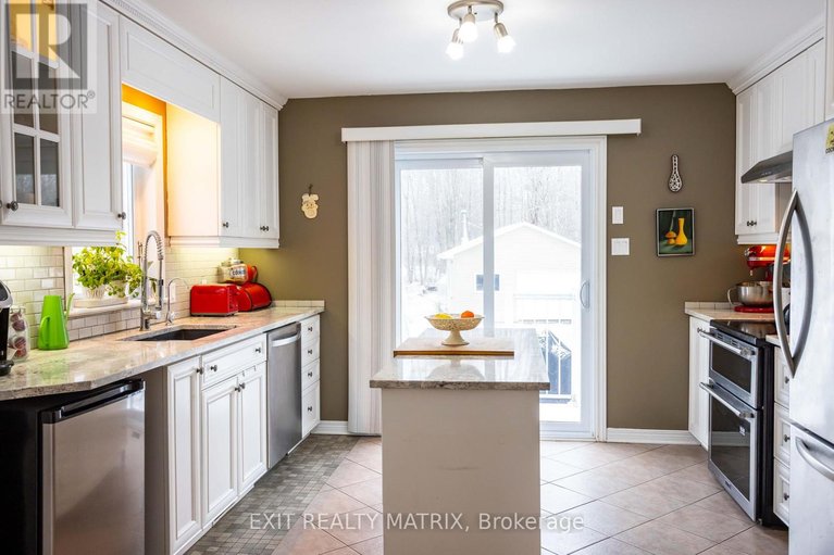 29607384/2468-gagne-road/clarencerockland-twp/clarence-rockland/ontario/K0A2A0_13