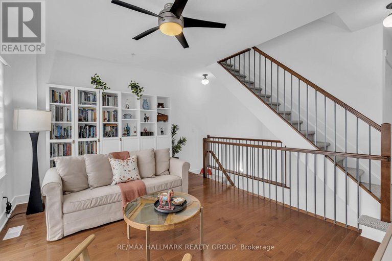 28335496/b301-124-guigues-avenue/lower-townbyward-market/ottawa/ontario/K1N5H7_24