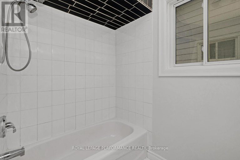 29066591/741-eastvale-drive/beacon-hill-north/ottawa/ontario/K1J6Z8_28