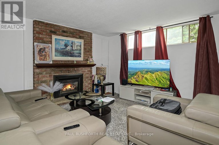 28457619/1293-st-jean-street/convent-glen-south/ottawa/ontario/K1C1N5_22