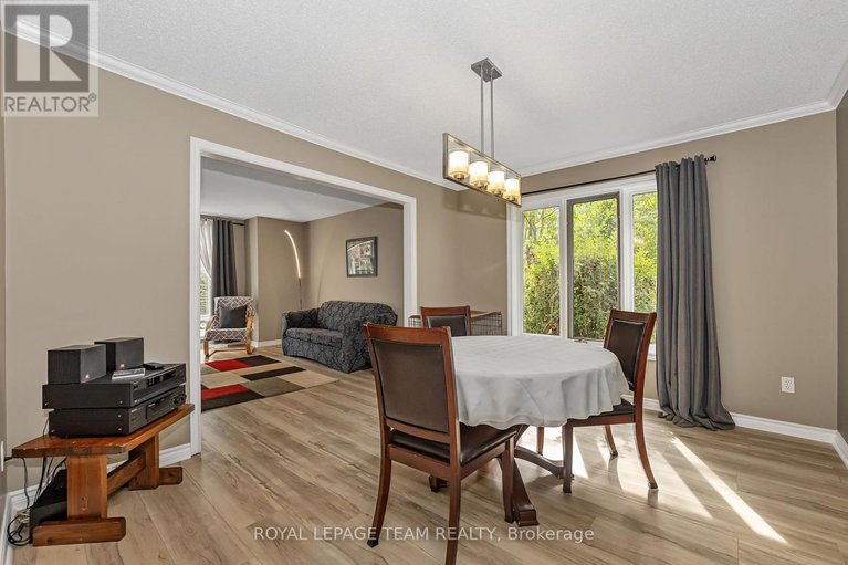 28795745/3384-bramble-lane/osgoode/ottawa/ontario/K0A2W0_8