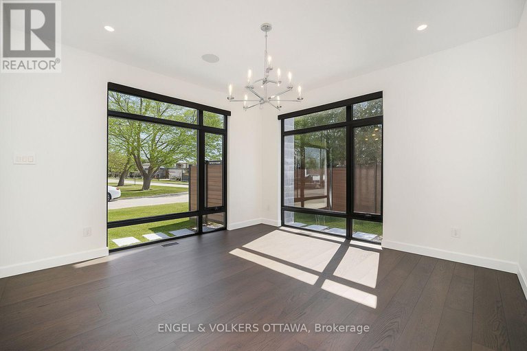 28645547/888-melwood-avenue/mckellar-heightsglabar-park/ottawa/ontario/K2A3C3_5