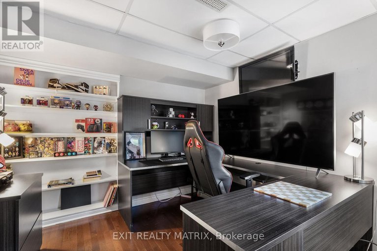 28648695/1271-georges-vanier-drive/cumberland-ridge/ottawa/ontario/K4C1R6_28