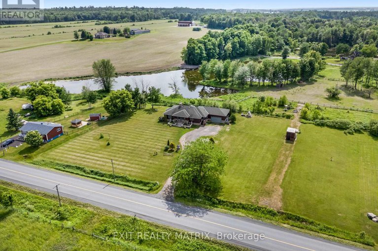 28250158/2228-ste-anne-road/lorignal/champlain/ontario/K0B1K0_7