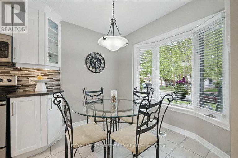 28601020/1561-verchere-street/chateauneuf/ottawa/ontario/K1C6B8_7