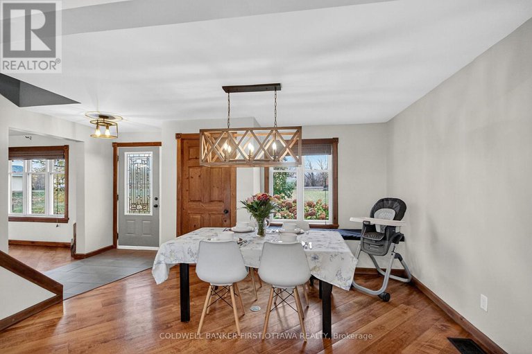 29056835/2889-swale-road/osgoode-twp-south-of-reg-rd-6/ottawa/ontario/K4P1N2_7