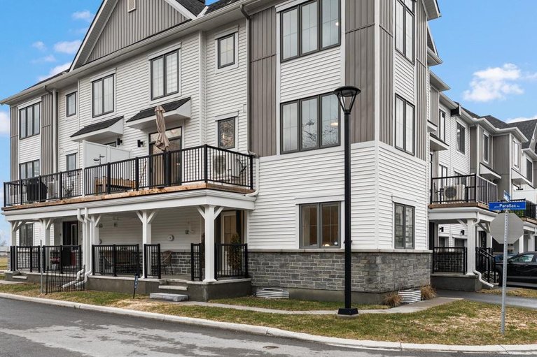 29617821/720-hydrus-private/half-moon-bay/ottawa/ontario/K2J7B2_1