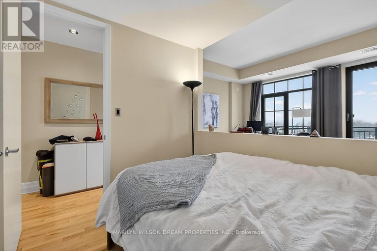 29440546/906-330-loretta-avenue-s/west-centre-town/ottawa/ontario/K1S4E8_21