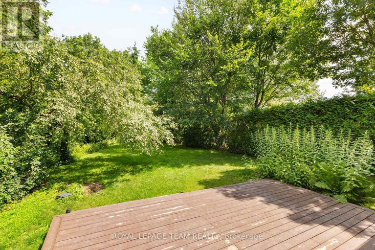 28608553/29-ashgrove-crescent/briargreen/ottawa/ontario/K2G0S1_46
