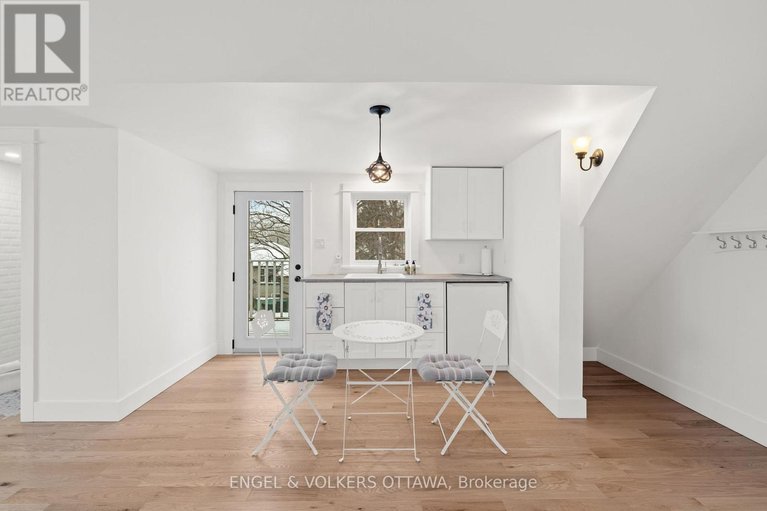 29610201/1105-edward-street/manotick-long-island-nicholls-island/ottawa/ontario/K4M1G8_32