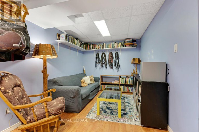 28972711/185-morris-street/carleton-place/carleton-place/ontario/K7C4M8_23
