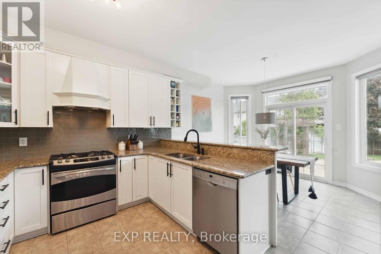 28623138/6925-mary-anne-drive/greely/ottawa/ontario/K4P0C1_6