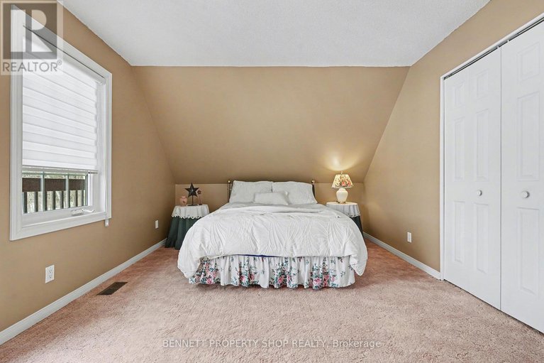 29254628/1312-scheel-drive/mcnabbraeside-twps/mcnabbraeside/ontario/K0A1G0_16