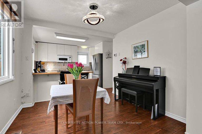 29376844/95-837-eastvale-drive/beaconwood/ottawa/ontario/K1J7T5_11