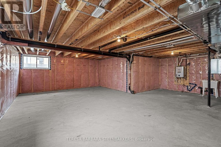 27846095/747-kenny-gordon-avenue-n/riverside-southgloucester-glen/ottawa/ontario/K4M0X9_37