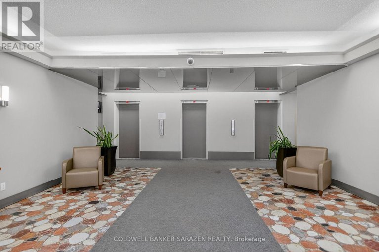 29280875/2305-1785-frobisher-lane/riverview-park/ottawa/ontario/K1G3T7_8