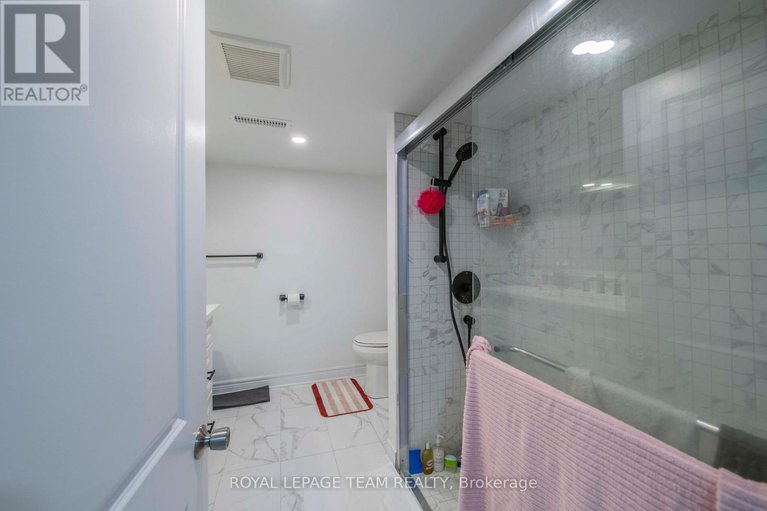 29171435/60-goulburn-avenue/sandy-hill/ottawa/ontario/K1N8C8_39