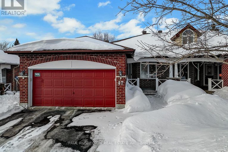 29371710/47-peregrine-crescent/bridlewood/ottawa/ontario/K2M2T2_1