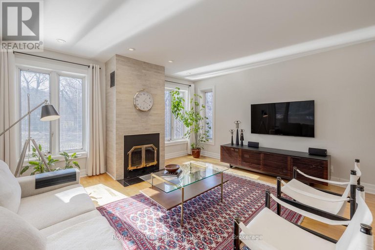 28460430/55-delong-drive/rothwell-heights/ottawa/ontario/K1J7E4_12