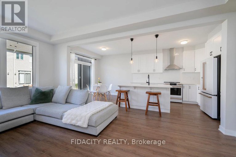 29444900/183-yearling-circle/goulbourn-twp-from-franktown-rdsouth-to-rideau/ottawa/ontario/K0A2Z0_15