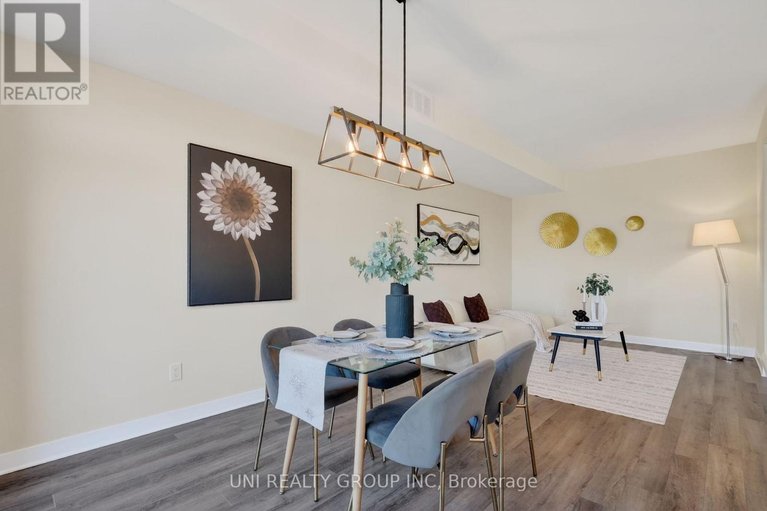 29638050/184-visor-private/emerald-meadowstrailwest/ottawa/ontario/K2V0S6_19