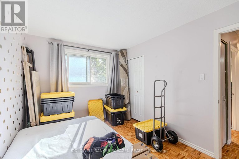 29006126/6535-rideau-valley-drive-n/manotick-south-to-roger-stevens/ottawa/ontario/K4M1B3_26