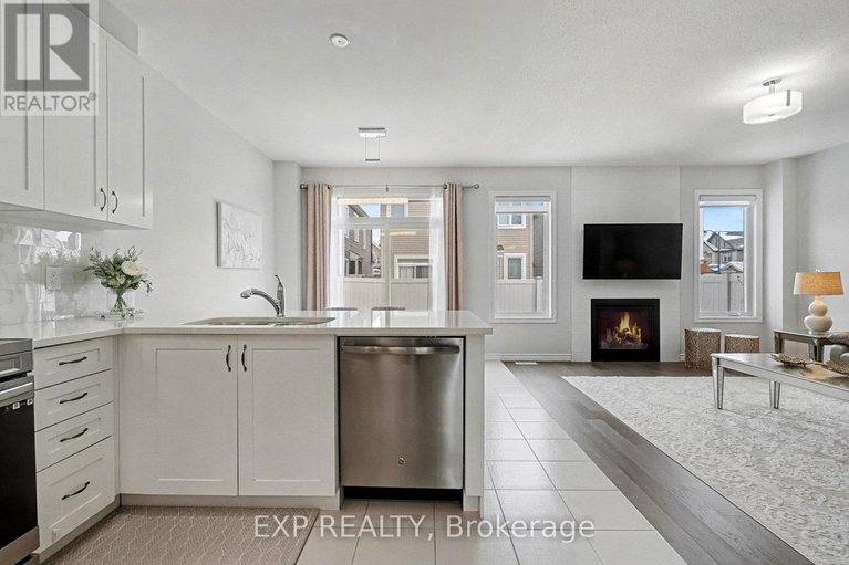 29161673/681-broad-cove-crescent/half-moon-bay/ottawa/ontario/K2C3H2_5