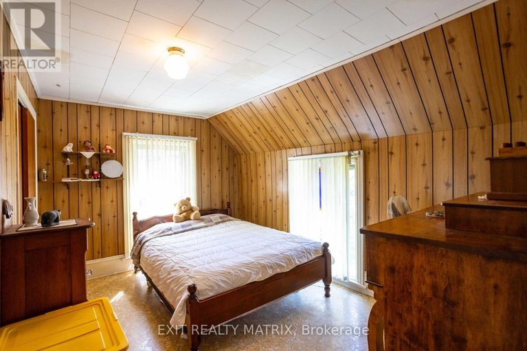 28439324/74-craig-street/village-of-russell/russell/ontario/K4R1A2_24