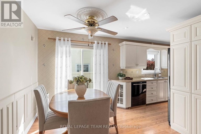 29026359/23-glacier-street/on-the-green/ottawa/ontario/K2J2M7_10