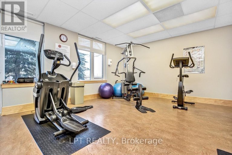 28929558/102-205-bolton-street/lower-townbyward-market/ottawa/ontario/K1N1K7_41