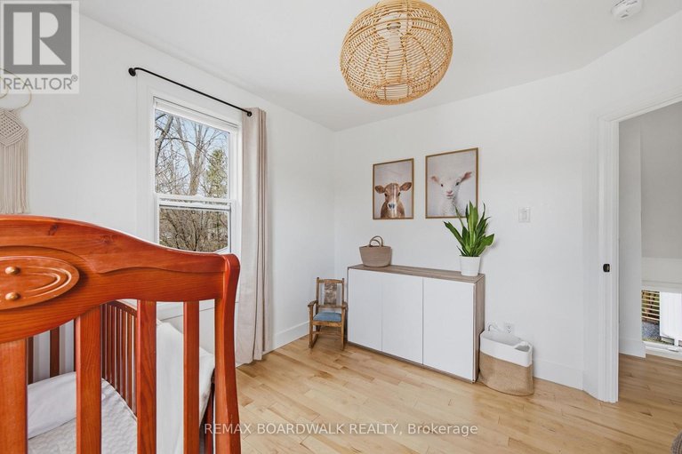 29643946/62-craig-street/village-of-russell/russell/ontario/K4R1A2_31