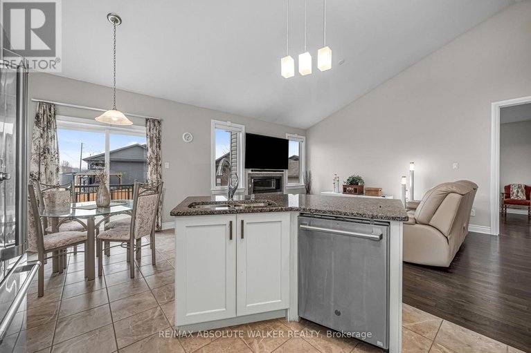 29606716/272-sterling-street/clarencerockland-twp/clarence-rockland/ontario/K4K0H9_11